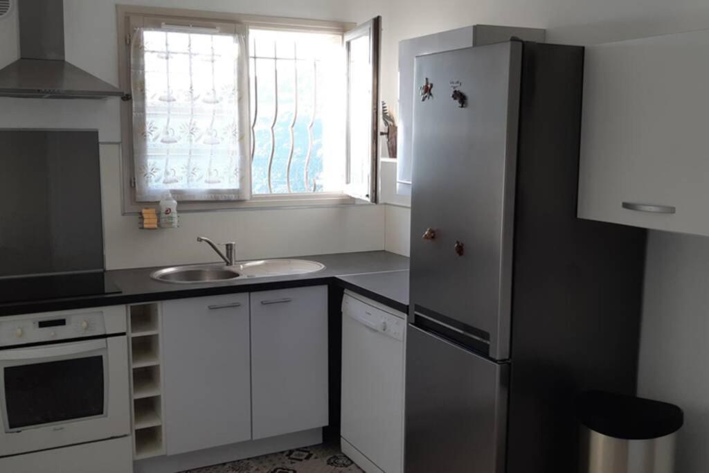 Appartement Spacieux Et Chaleureux A Грасс Экстерьер фото